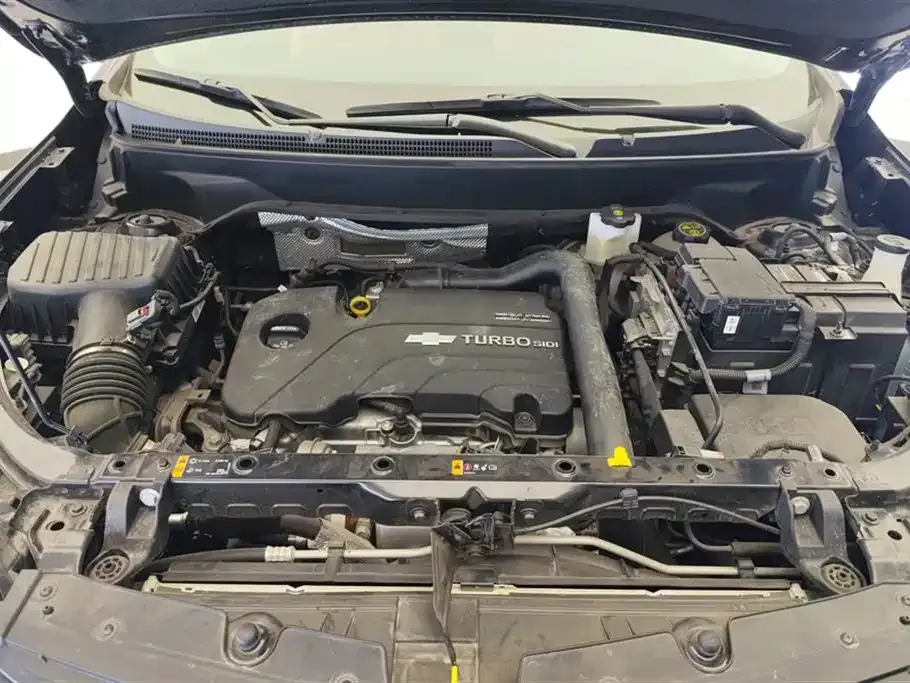 Chevrolet Equinox 2023 из CN, фото 10