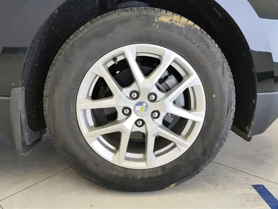 Chevrolet Equinox 2023 из CN, фото 6