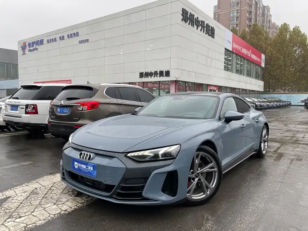 Audi e-tron GT 2024 из CN, фото 1