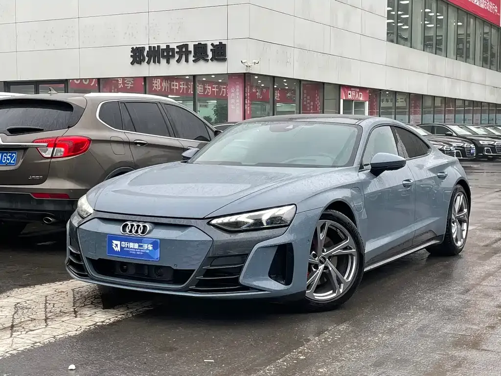 Audi e-tron GT 2024 из CN, фото 2