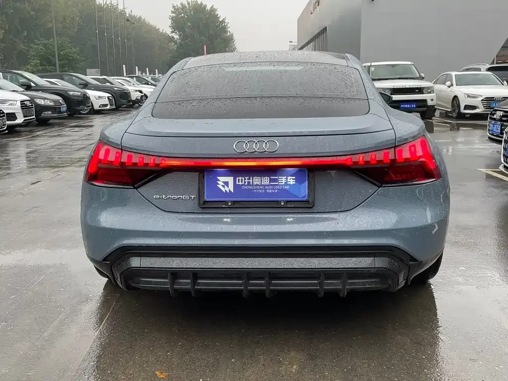 Audi e-tron GT 2024 из CN, фото 5