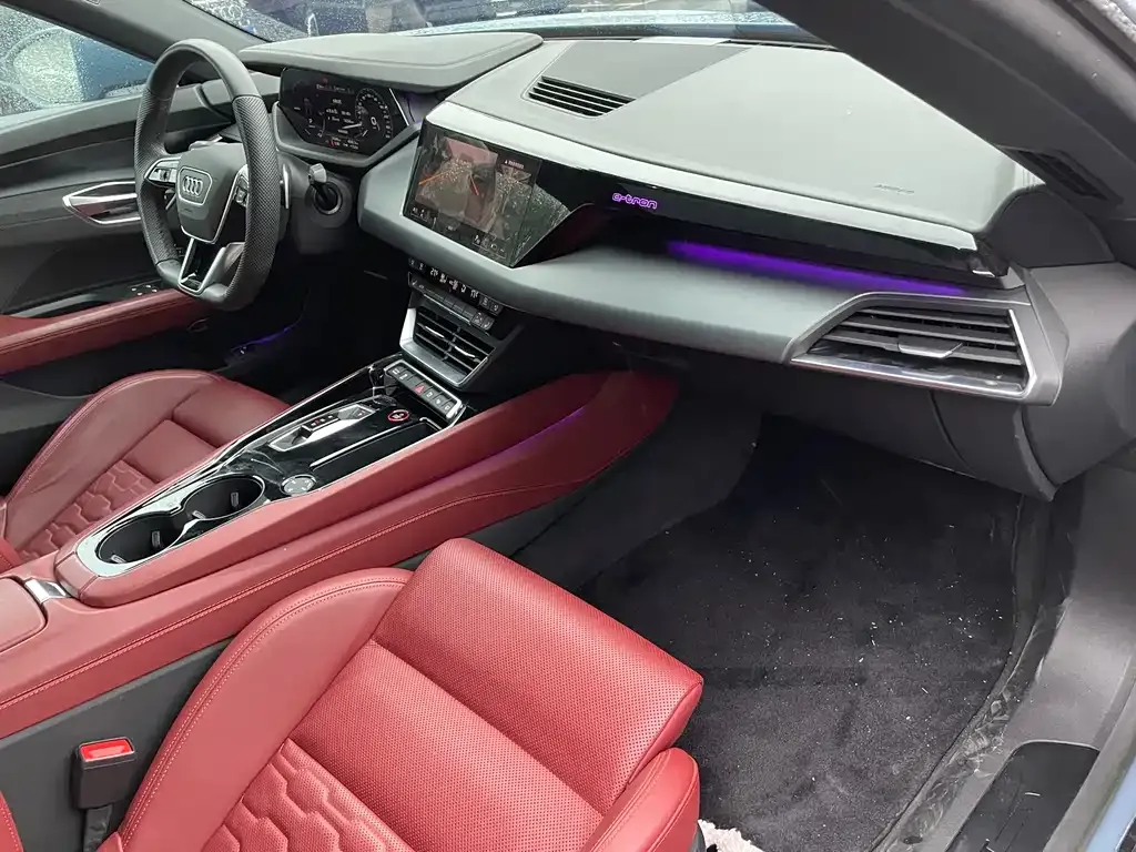Audi e-tron GT 2024 из CN, фото 7