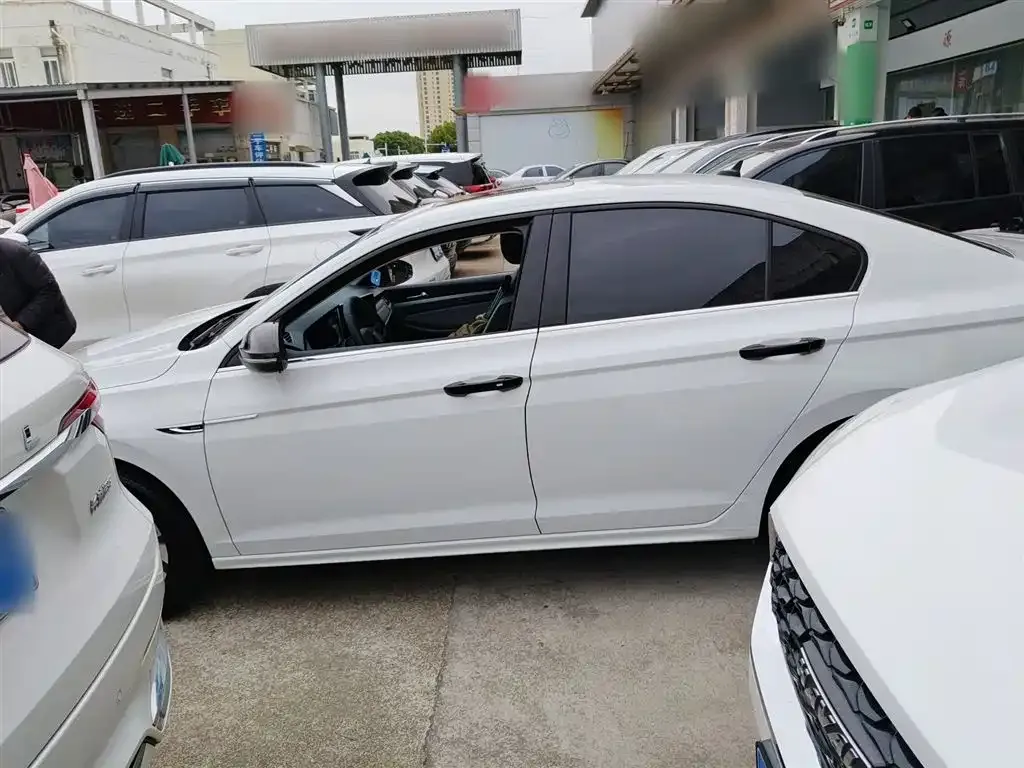 Volkswagen Bora 2023 из CN, фото 5