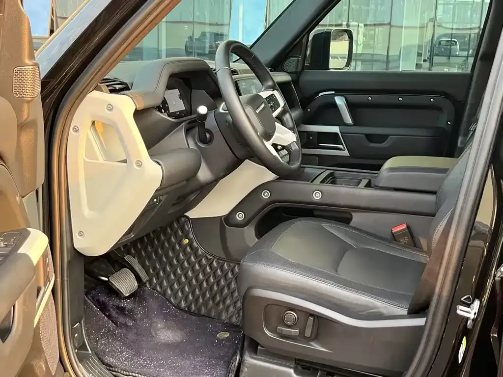 Land Rover Defender 2024 из CN, фото 4