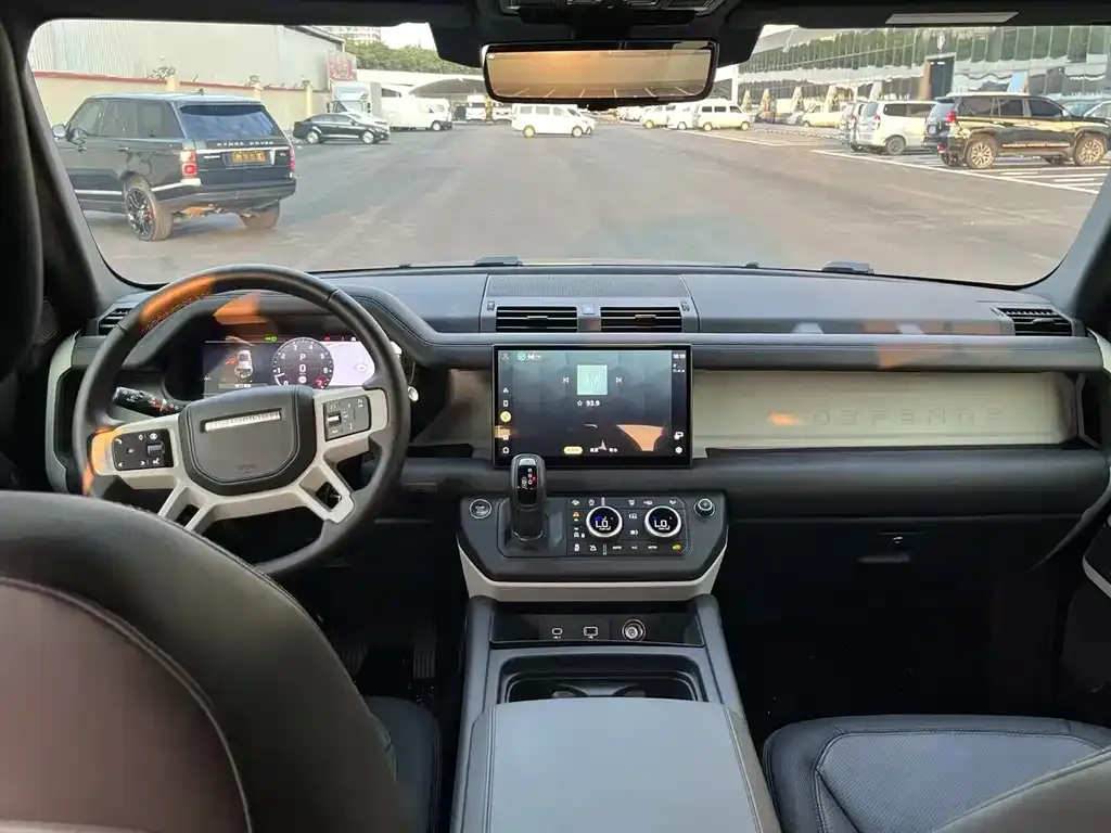 Land Rover Defender 2024 из CN, фото 5