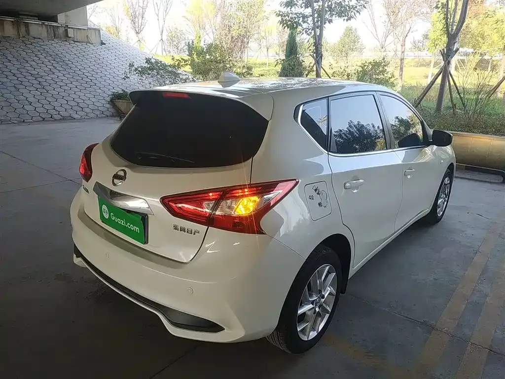 Nissan Tiida 2023 из CN, фото 7