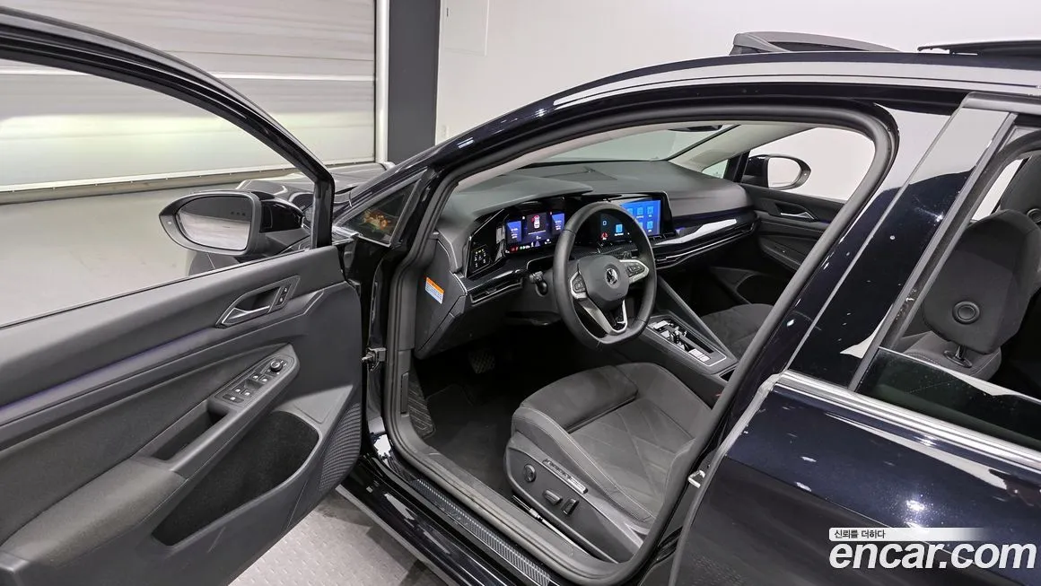Volkswagen Golf 2022 из KR, фото 10