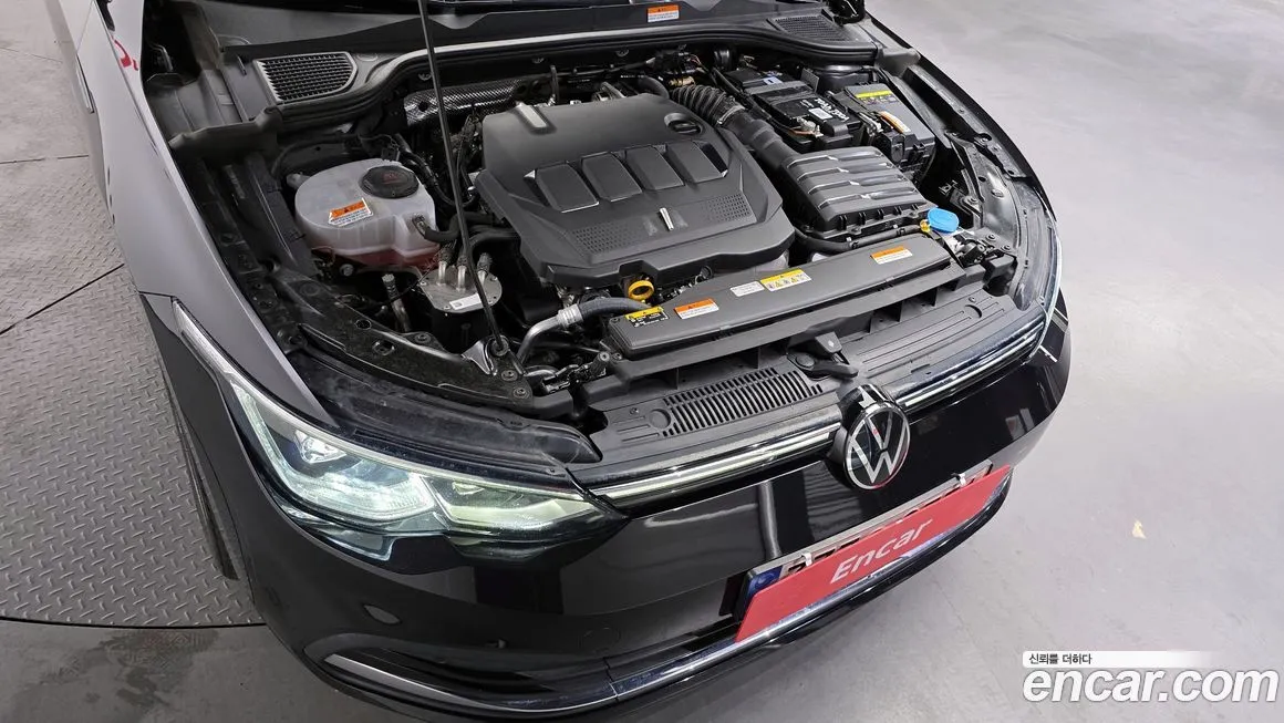 Volkswagen Golf 2022 из KR, фото 6