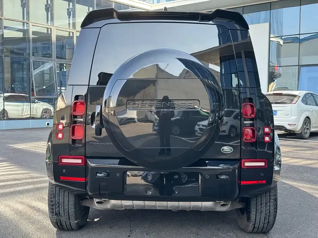 Land Rover Defender 2024 из CN, фото 5