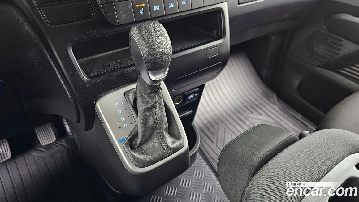 Hyundai Staria 2023 из KR, фото 9