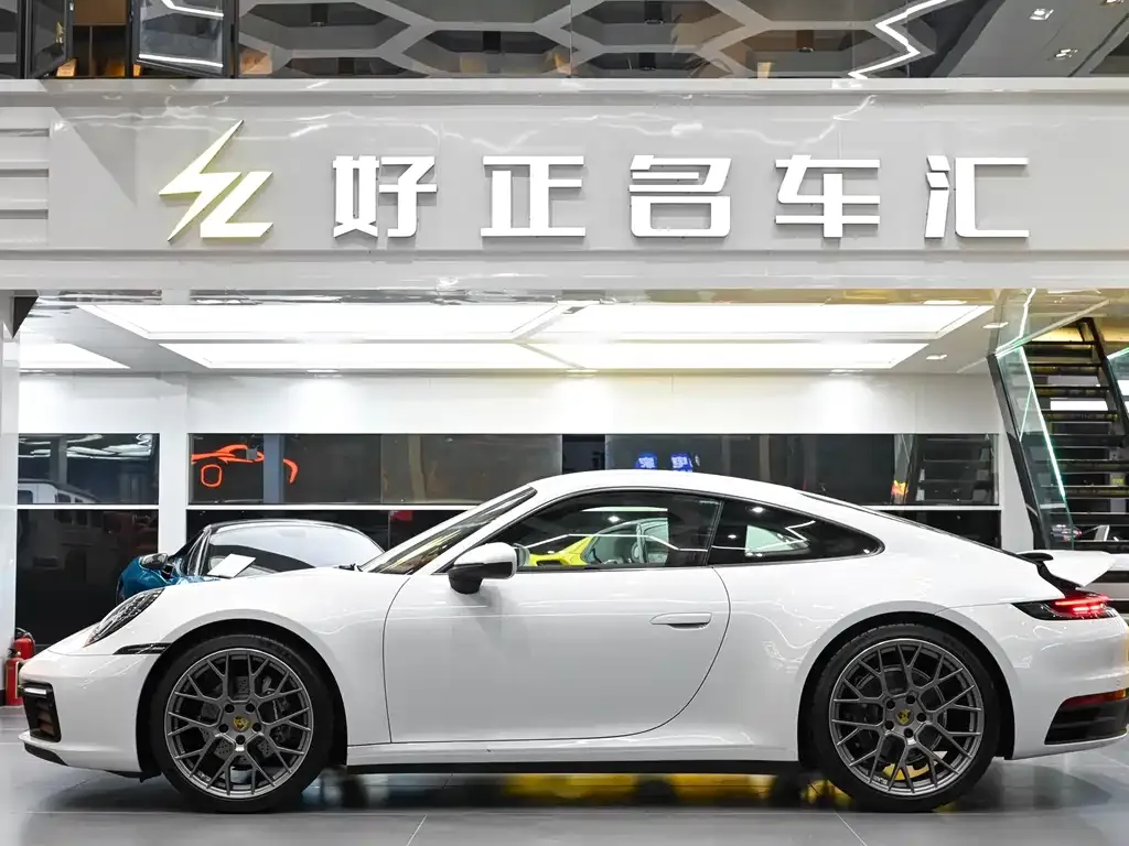 Porsche 911 2023 из CN, фото 5