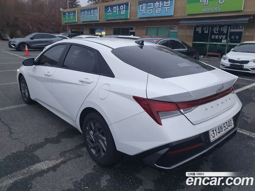 Hyundai AVANTE — фото 6