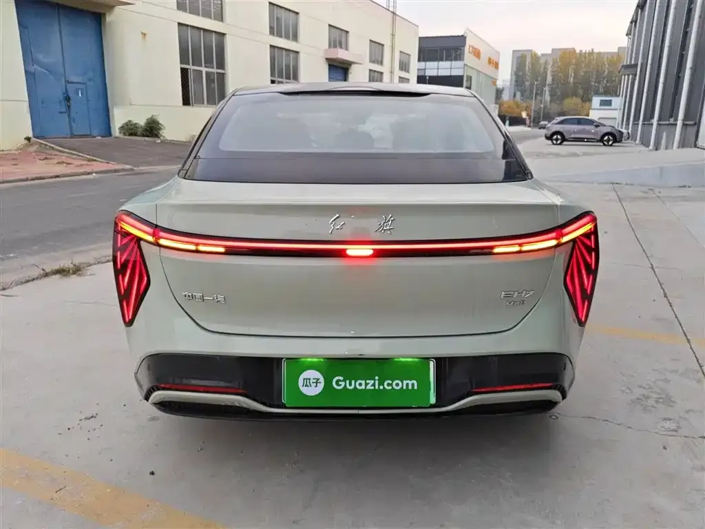 Hongqi EH7 2024 из CN, фото 6