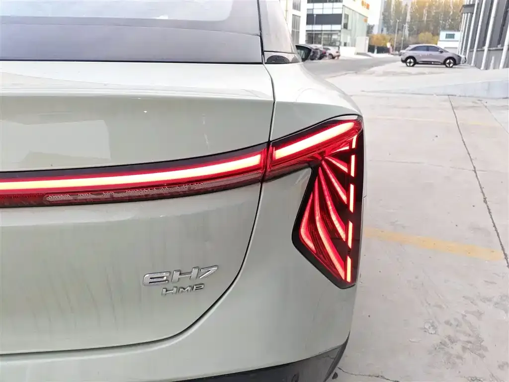 Hongqi EH7 2024 из CN, фото 8