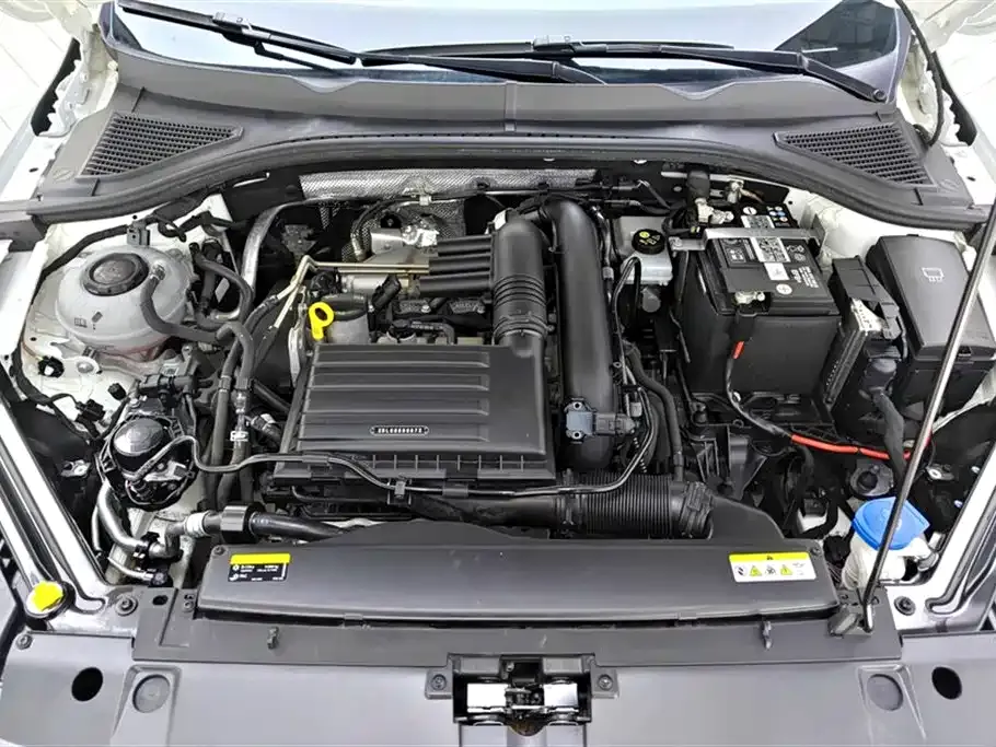 Volkswagen Bora 2023 из CN, фото 10