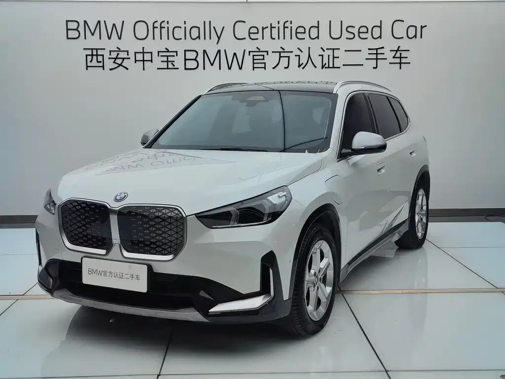 BMW iX1 2025 из CN, фото 1