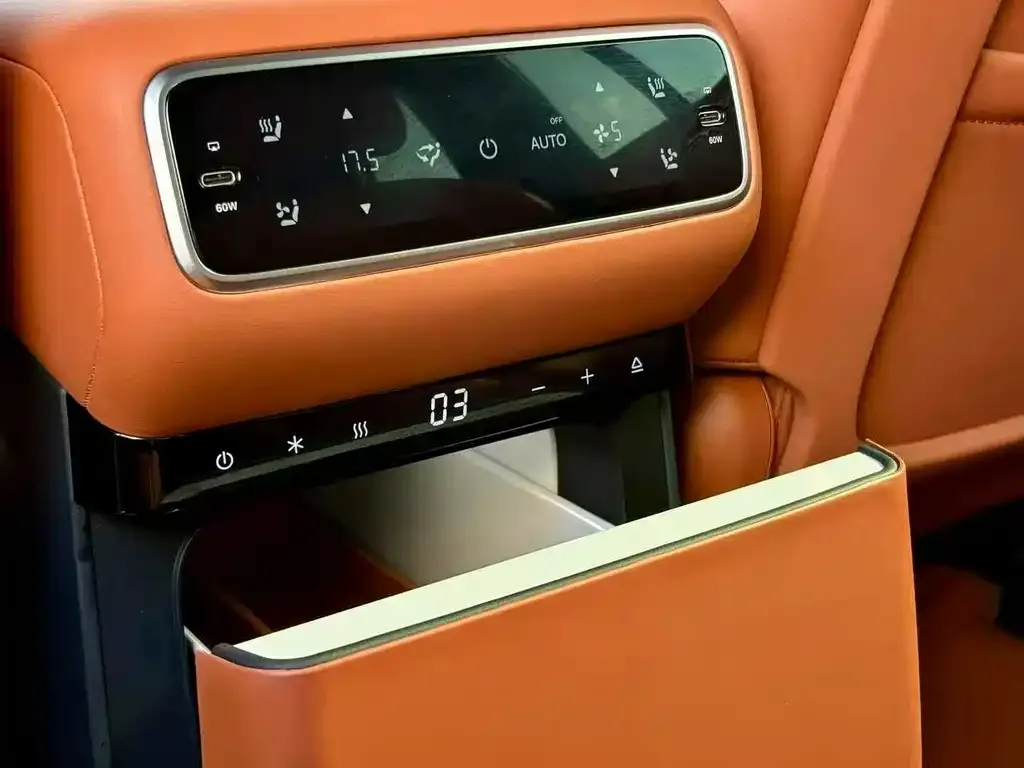Li Auto L8 2024 из CN, фото 10