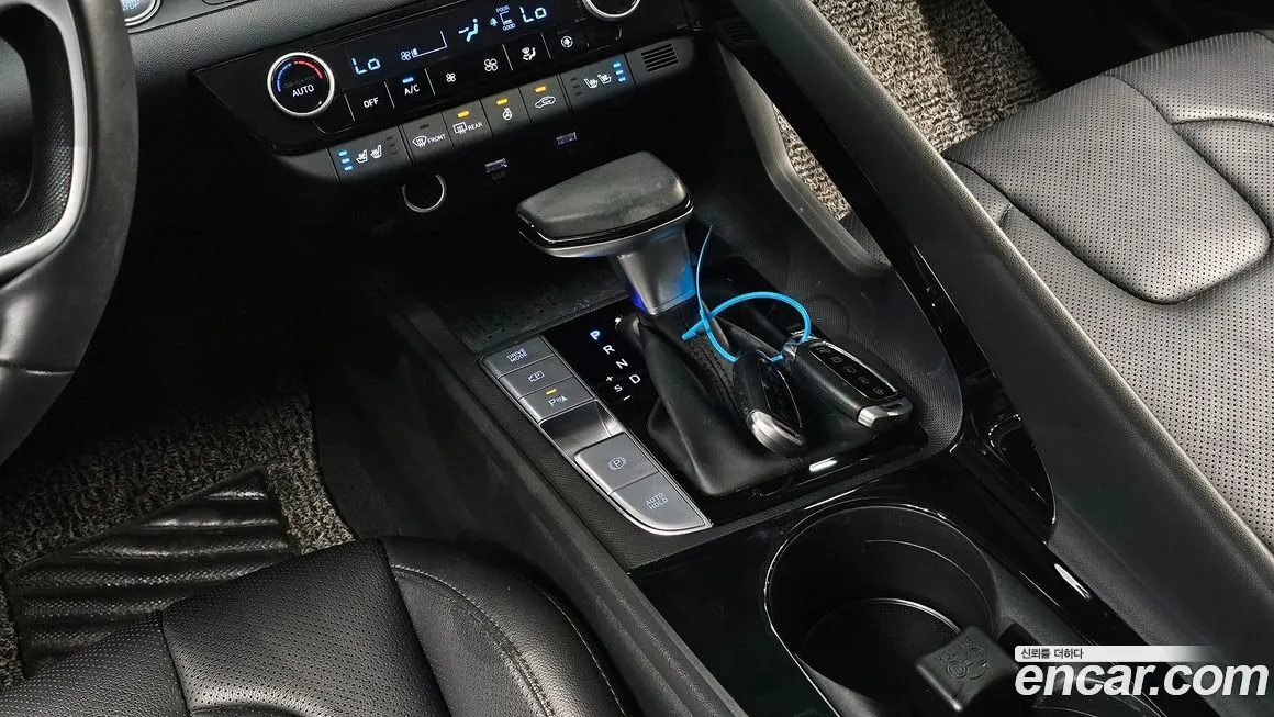 Hyundai AVANTE — фото 9