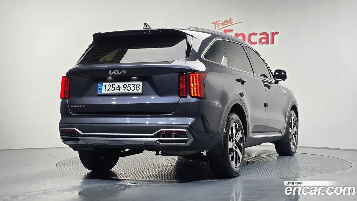 Kia Sorento 2023 из KR, фото 2