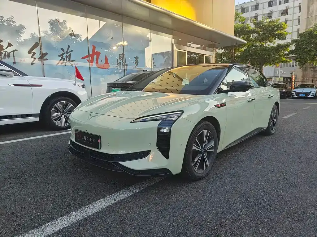 Hongqi EH7 2024 из CN, фото 1