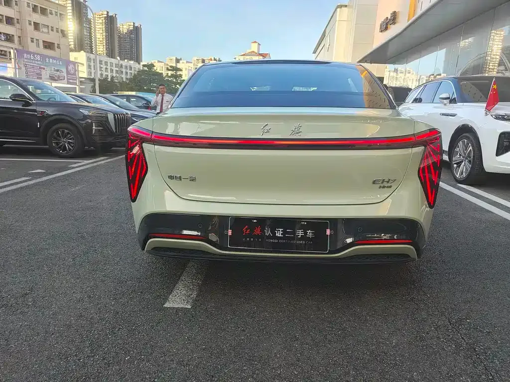 Hongqi EH7 2024 из CN, фото 5
