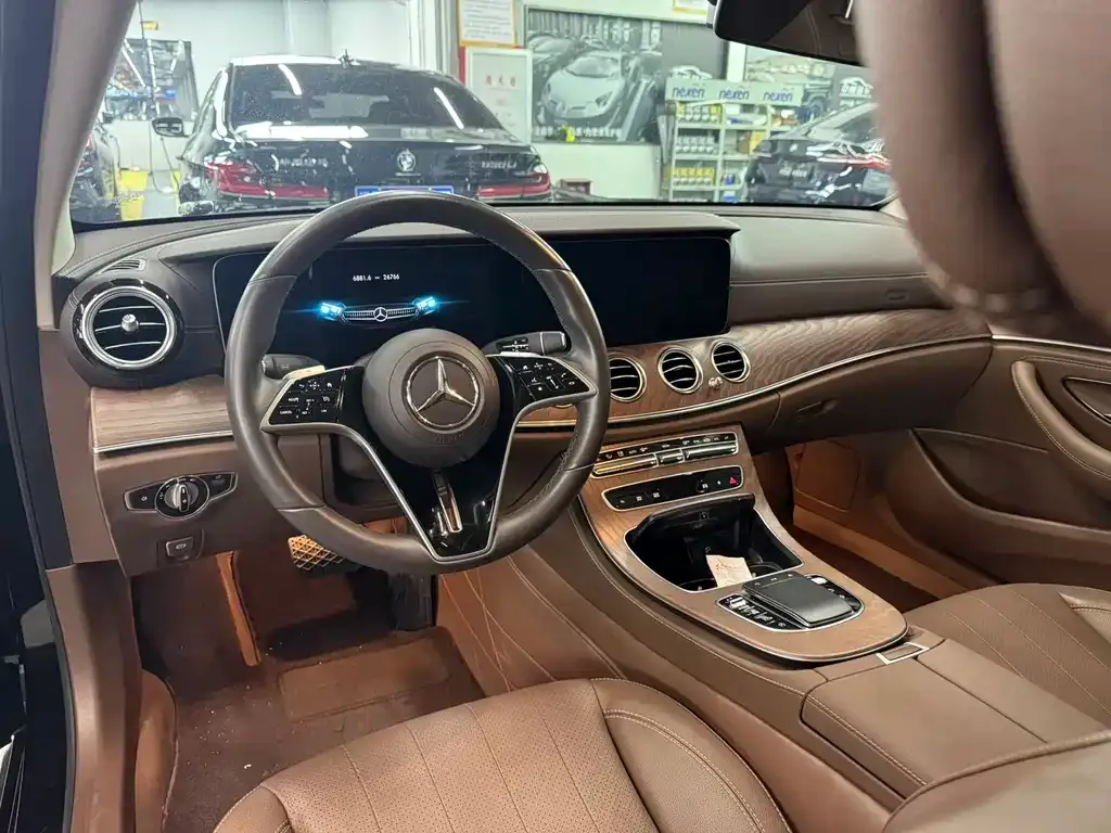Mercedes-Benz E-Class 2023 из CN, фото 3