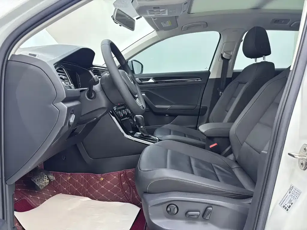 Volkswagen T-Roc 2022 из CN, фото 4