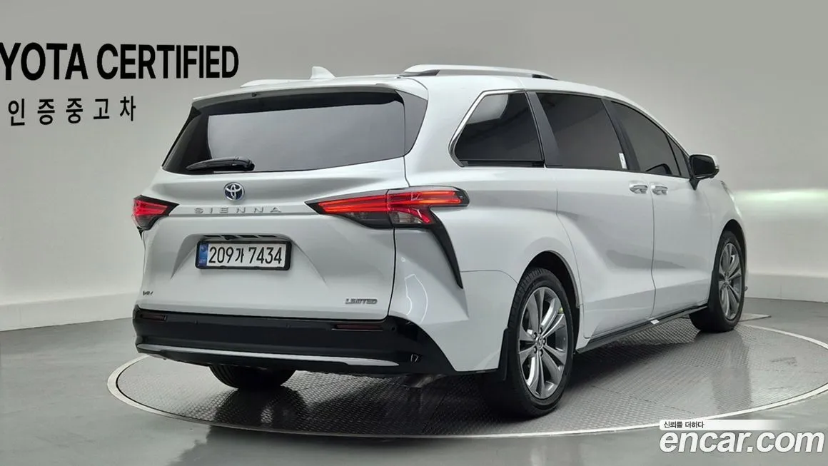 Toyota Sienna 2025 из KR, фото 2