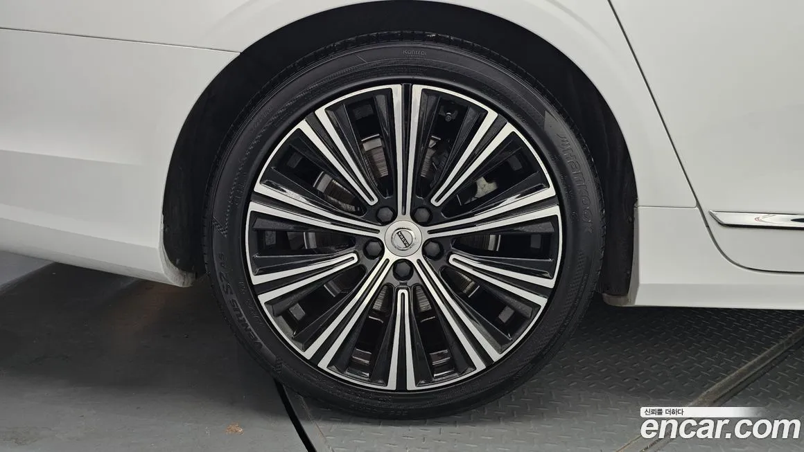 Volvo S90 2021 из KR, фото 5