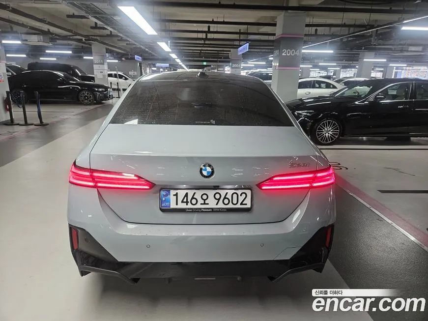 BMW 5-Series 2025 из KR, фото 3