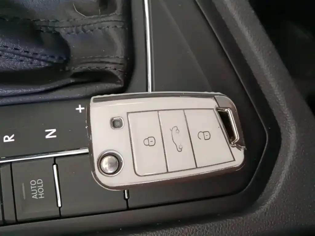 Volkswagen Tharu 2021 из CN, фото 9