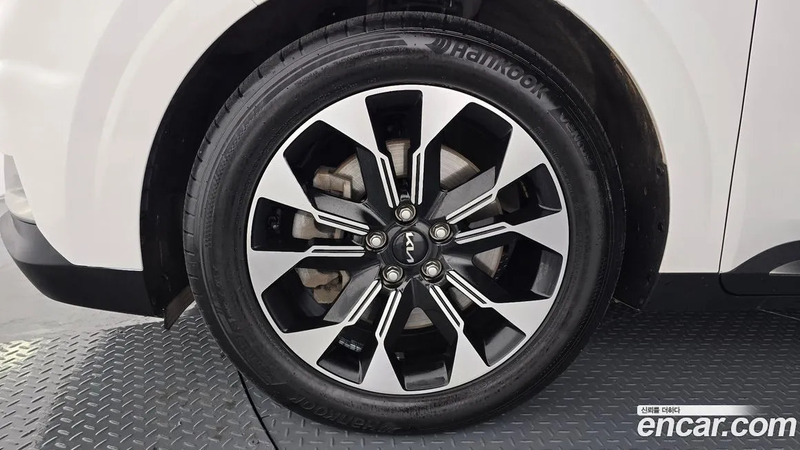 Kia Carnival 2023 из KR, фото 5