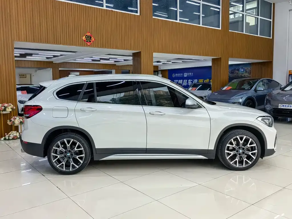 BMW X1 2022 из CN, фото 4