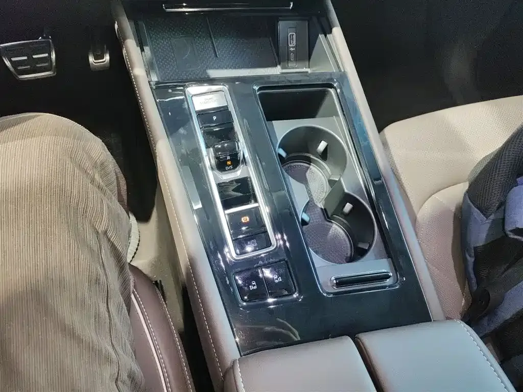 Volkswagen Viloran 2024 из CN, фото 6