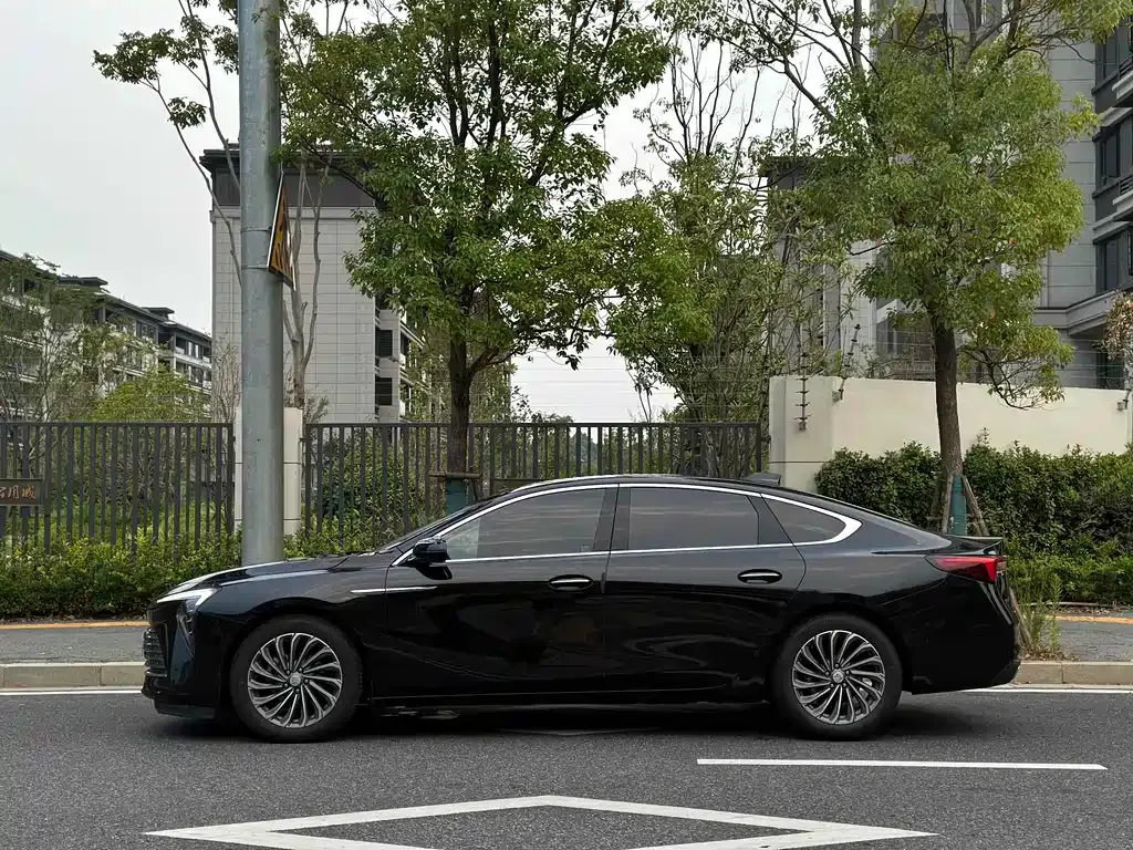 Buick LaCrosse 2024 из CN, фото 3