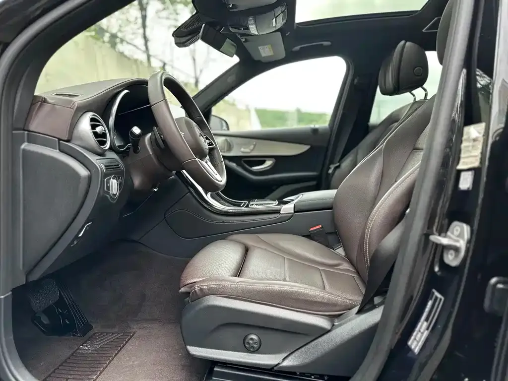 Mercedes-Benz GLC 2021 из CN, фото 10