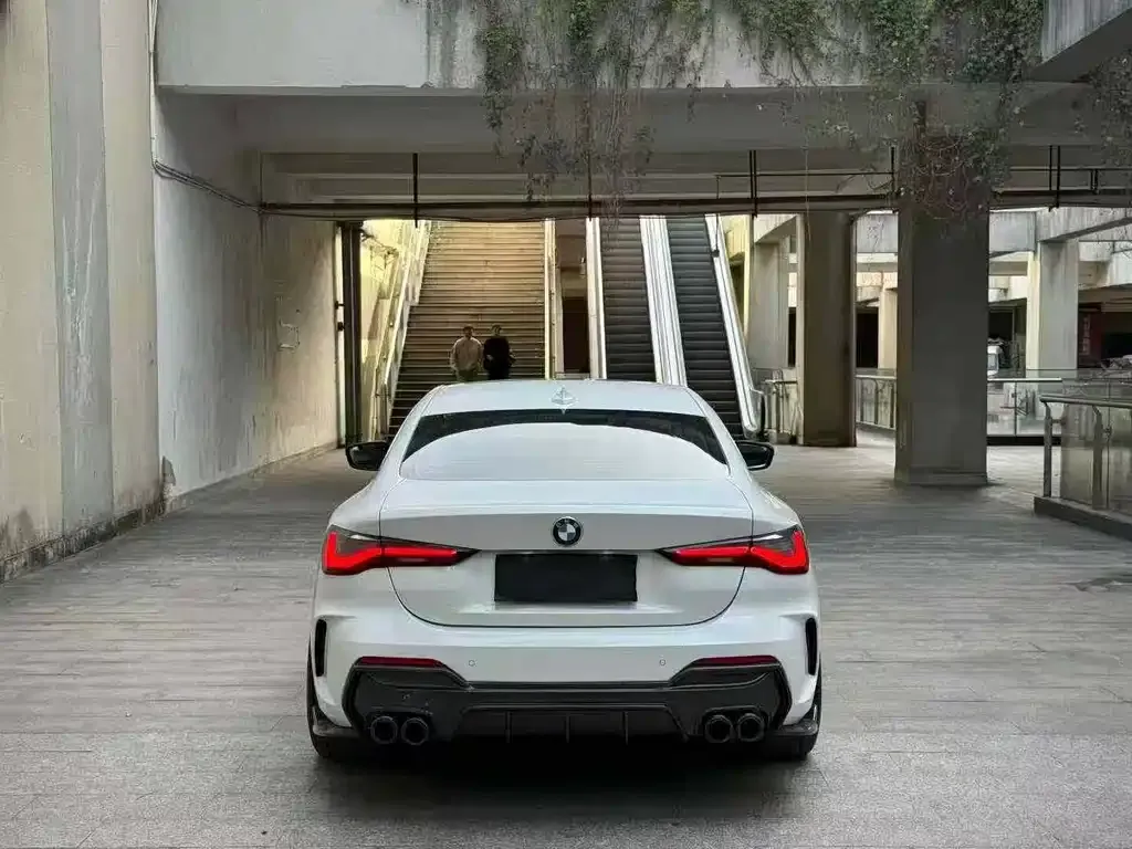 BMW 4 Series 2022 из CN, фото 9