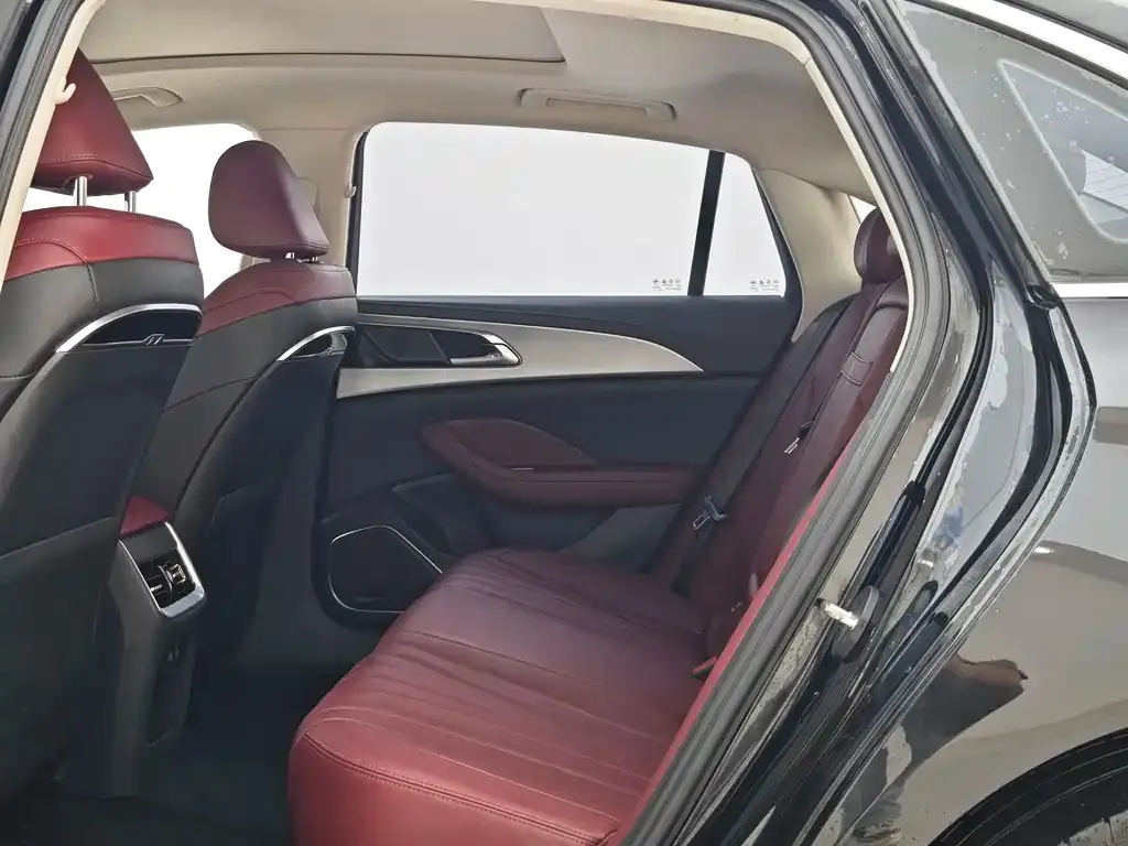 Hongqi H5 2024 из CN, фото 8