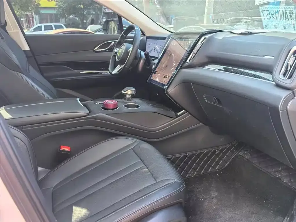 Hongqi HS3 PHEV 2025 из CN, фото 6