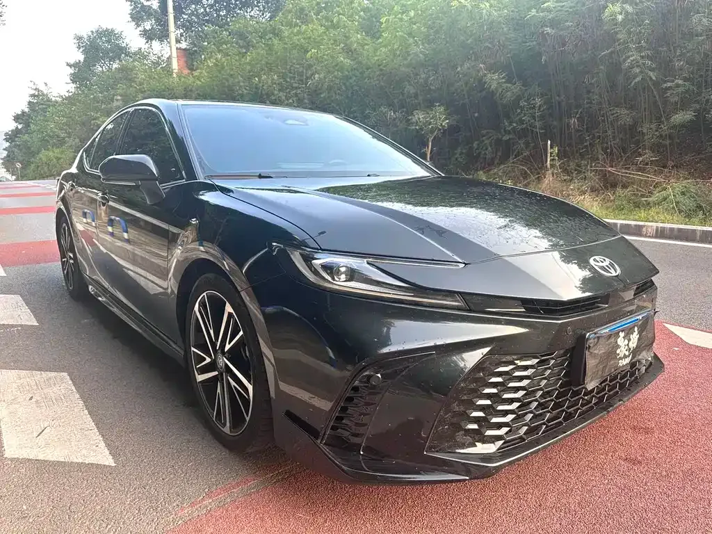 Toyota Camry 2024 из CN, фото 3
