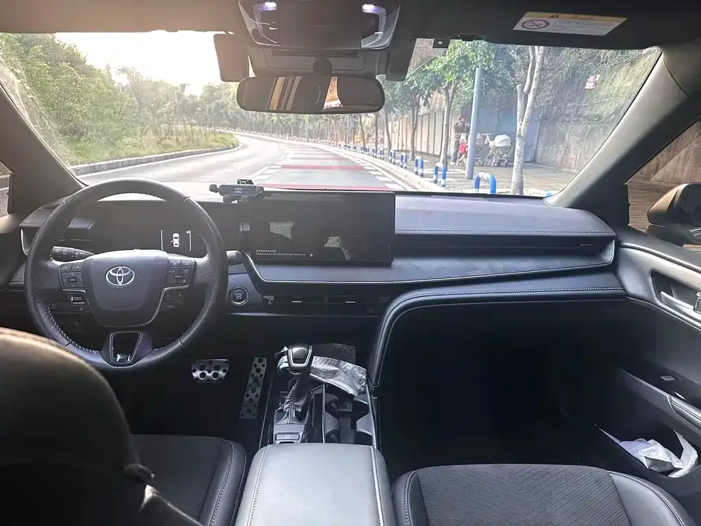 Toyota Camry 2024 из CN, фото 6