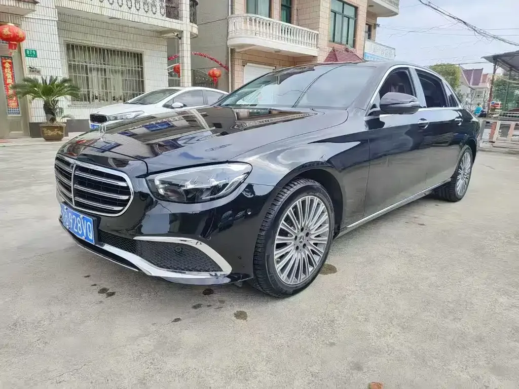 Mercedes-Benz E-Class 2023 из CN, фото 1