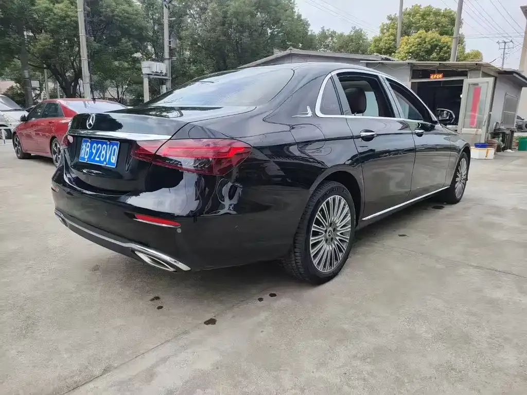 Mercedes-Benz E-Class 2023 из CN, фото 4