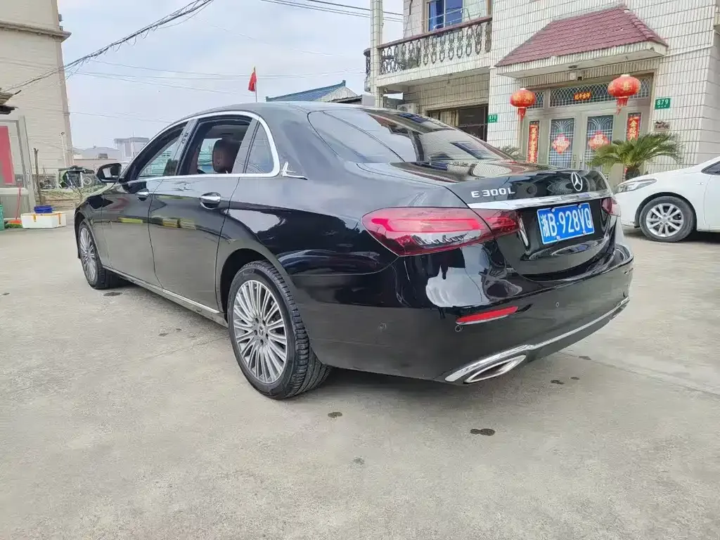Mercedes-Benz E-Class 2023 из CN, фото 6