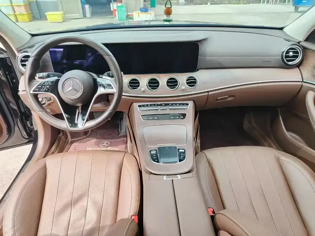 Mercedes-Benz E-Class 2023 из CN, фото 8