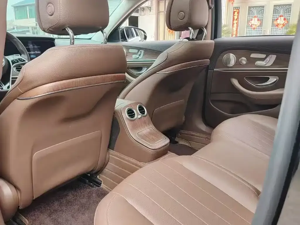 Mercedes-Benz E-Class 2023 из CN, фото 9