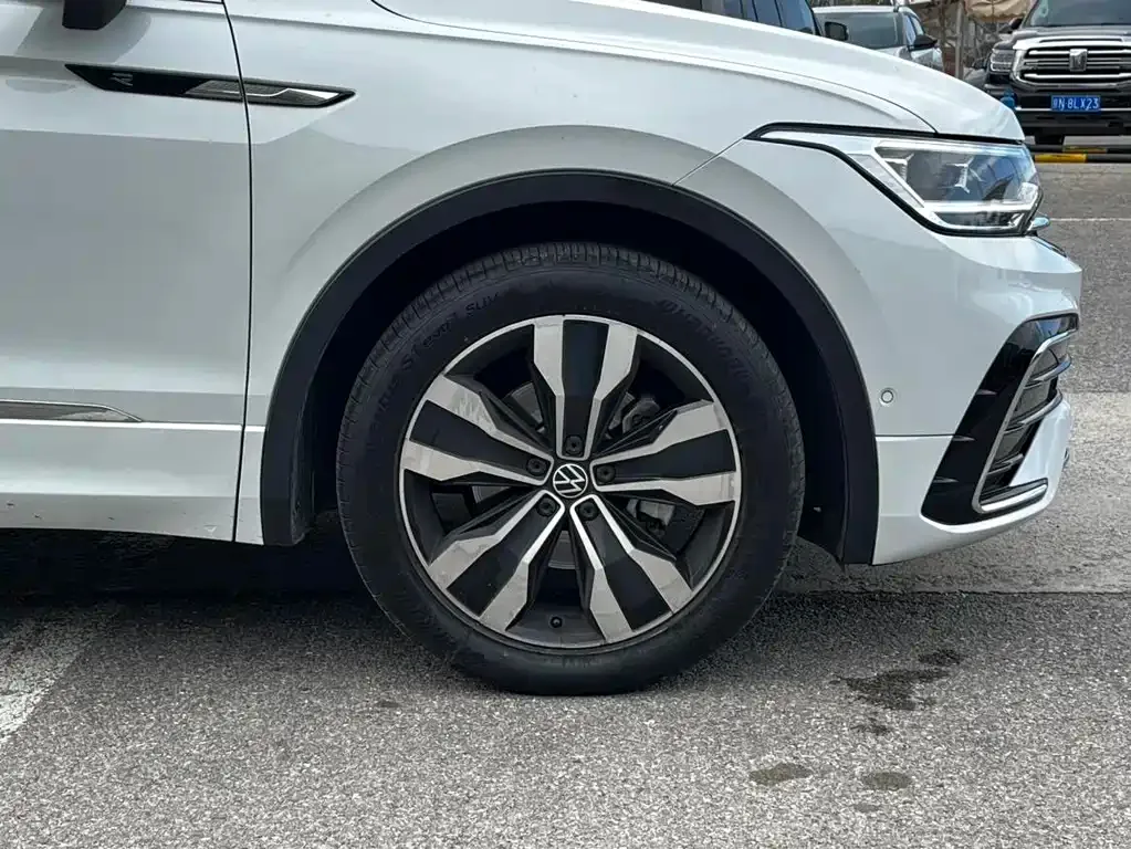 Volkswagen Tiguan L 2022 из CN, фото 7