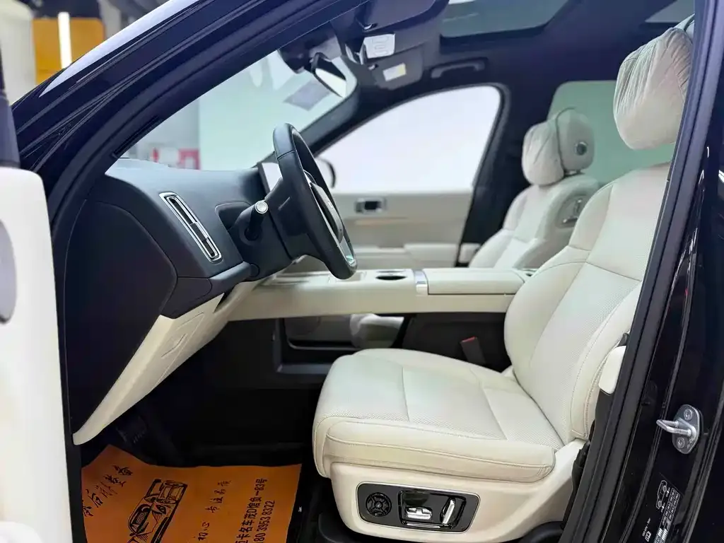 Li Auto L8 2023 из CN, фото 4