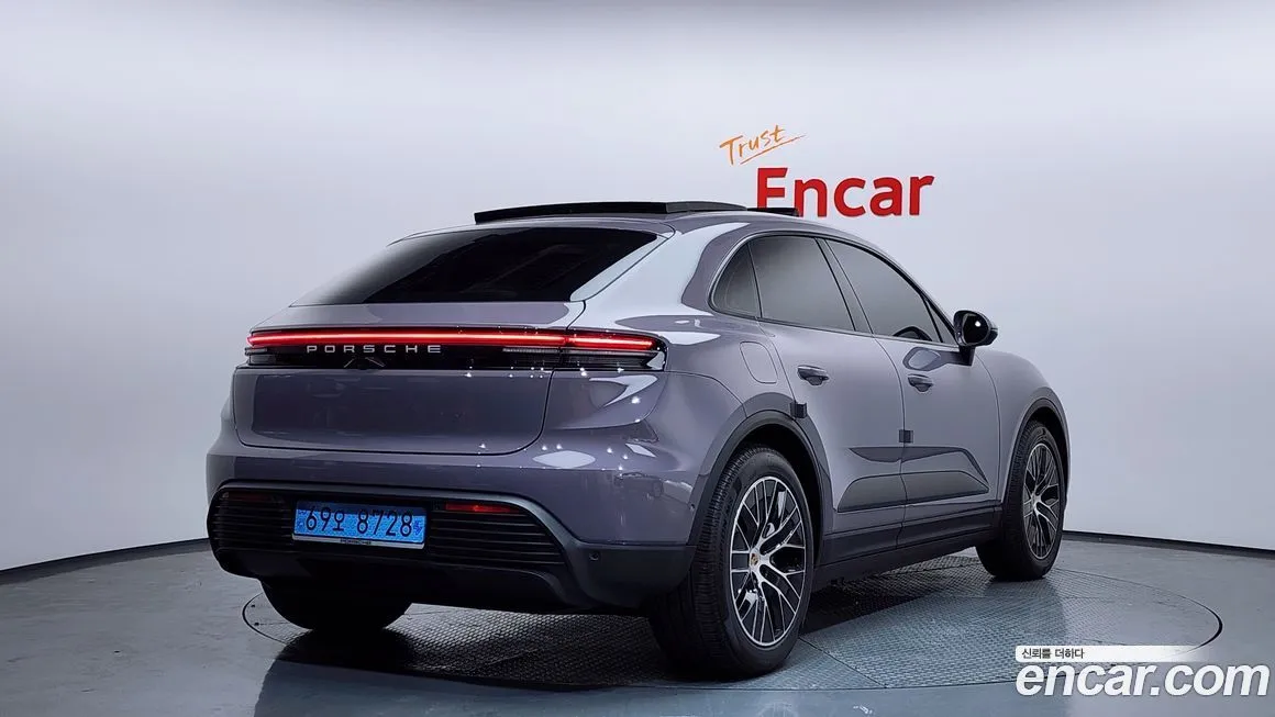 Porsche Macan 2025 из KR, фото 2