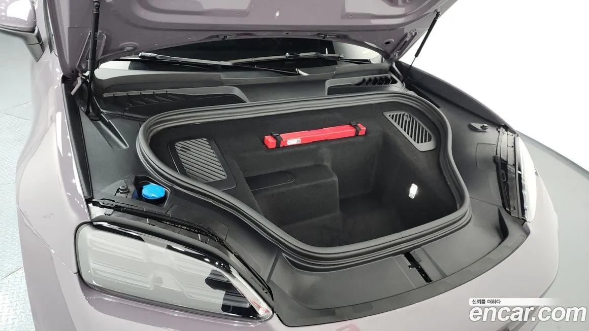 Porsche Macan 2025 из KR, фото 6